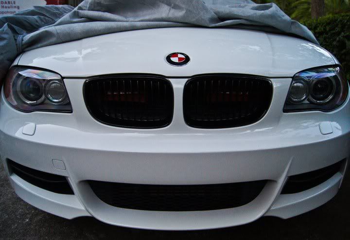 Black bmw 135i emblem #2