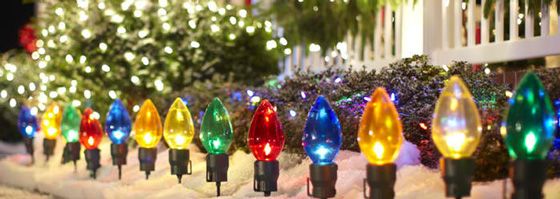 5 HELPFUL GUIDES IN BUYING CHRISTMAS LIGHTS