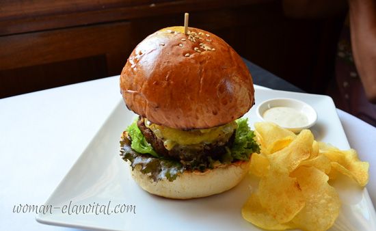 The White House Wagyu Burger, The White House