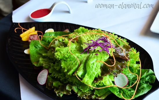 Raspberry Vinaigrette Salad, The White House