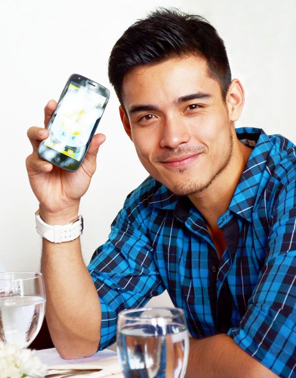 XIAN LIM MEET AND GREET FANS AND LOYAL GLOBE SUBSCRIBERS IN DAVAO