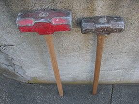 288px-Sledgehammers-1.jpg