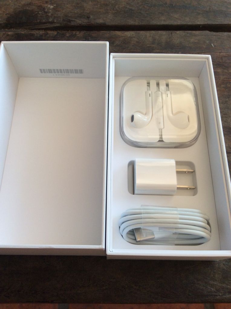 Bình Dương-DĨ An: bị mất máy Bán Nguyên hộp phụ kiện Iphone 6 - 3