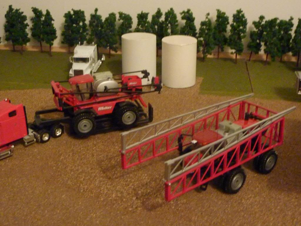 176' Case IH Sprayer | Toy Farmin' LLC Presents Farm Toys & More(TM)